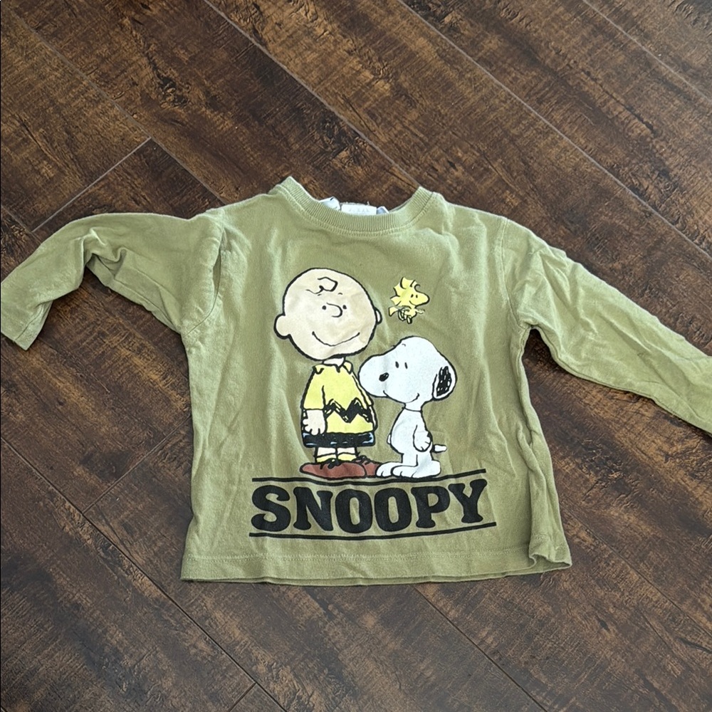 Zara 2-3 years snoopy Charlie Brown Kids Green Shirt